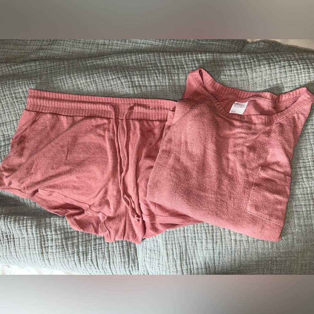 Women’s pajama set